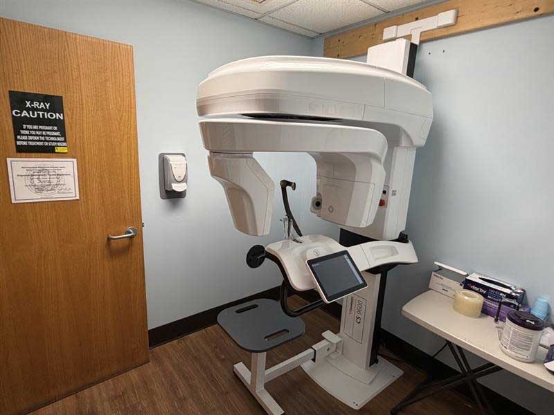 Legacy Oral Surgery technology room