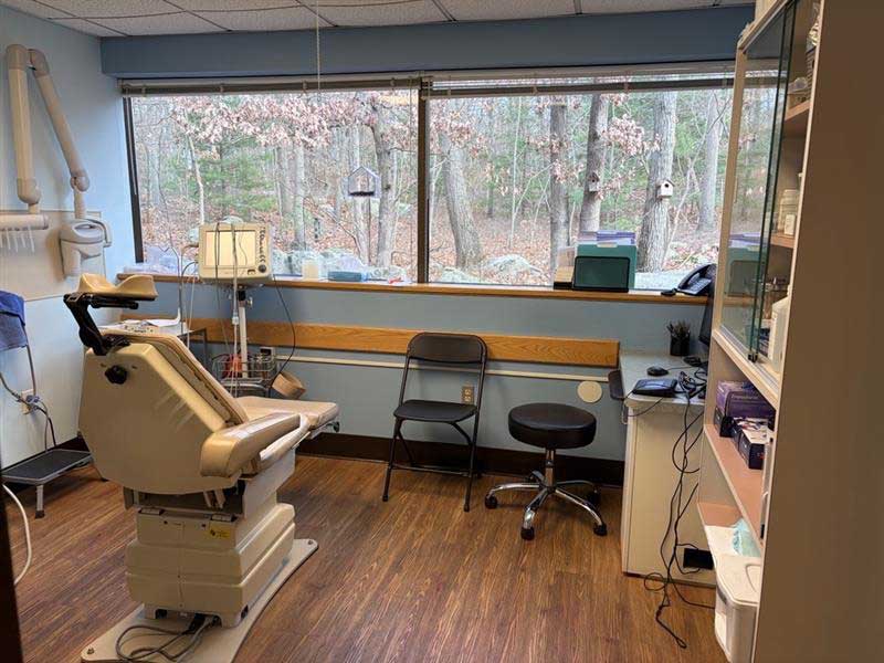 Legacy Oral Surgery surgery room